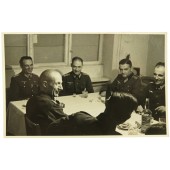 Duitse officieren in ruste in officierscasino